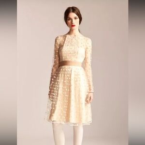 ALICE BY TEMPERLEY Natural Celia Lace Dot Dress Size 6 Anthropologie